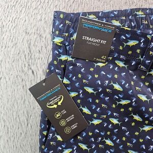 NWT Roundtree & Yorke Performance Shorts Men 42 x 7" Straight Stretch‎ Fish Navy